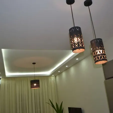 New Modern House!! 公寓 *